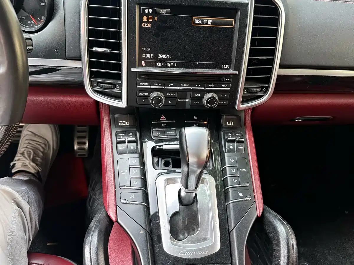 Porsche Cayenne 2011 Cayenne S 4.8L фото 14