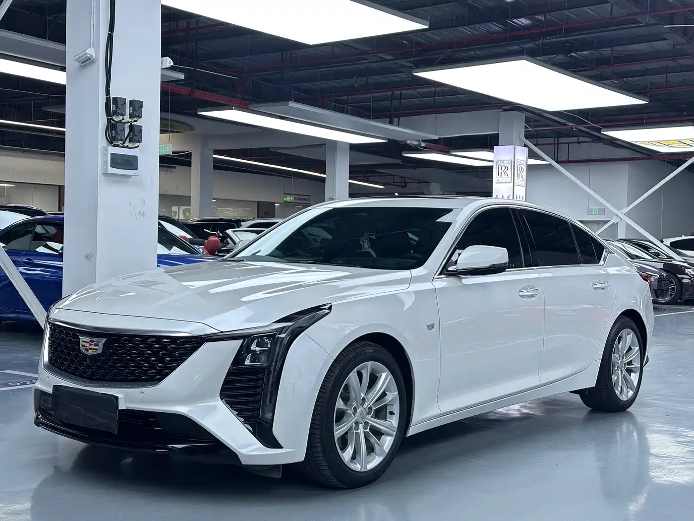 Cadillac CT5 2024 28T Luxury Model Pro