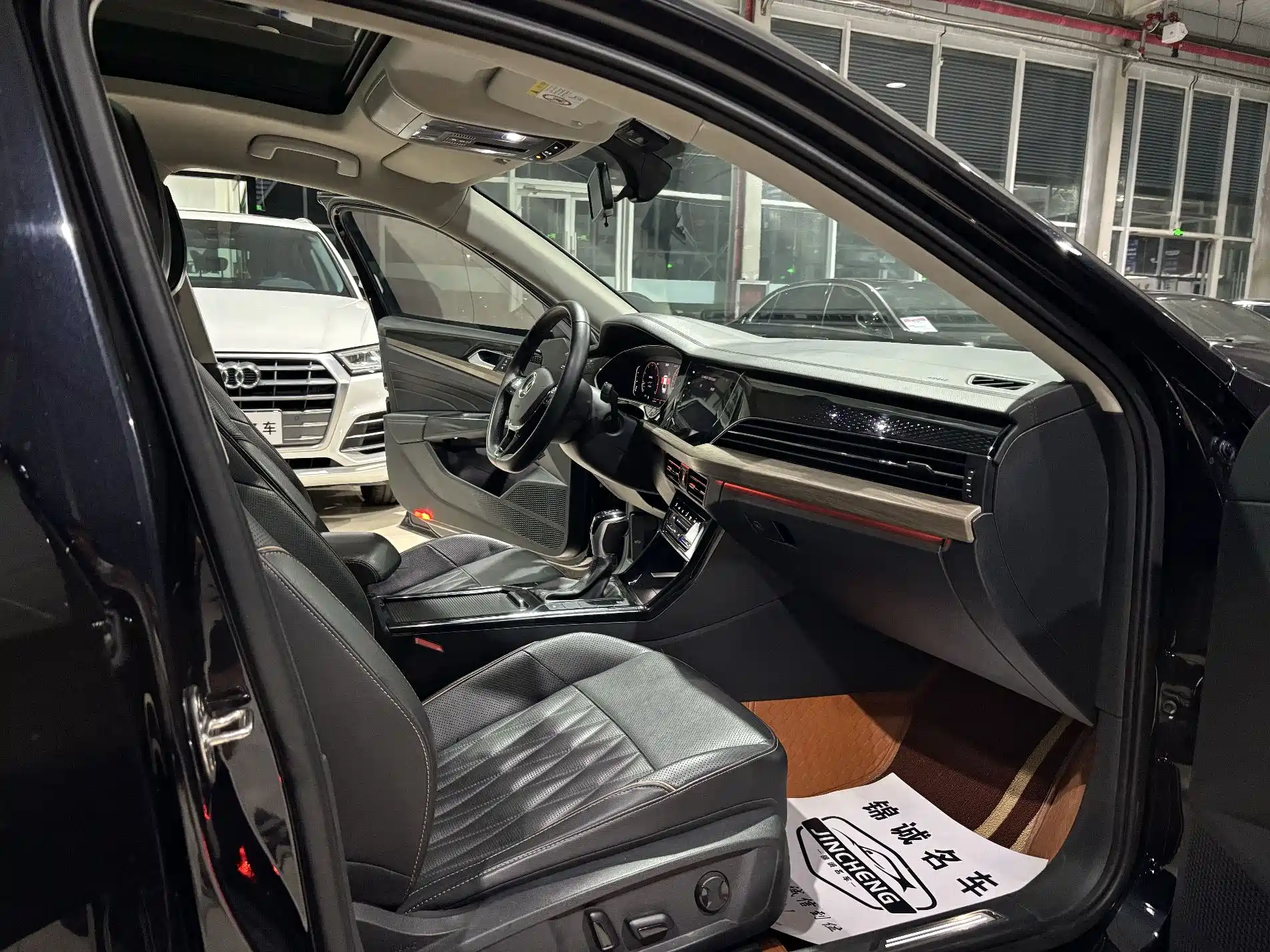 Фото 10 - Volkswagen Passat