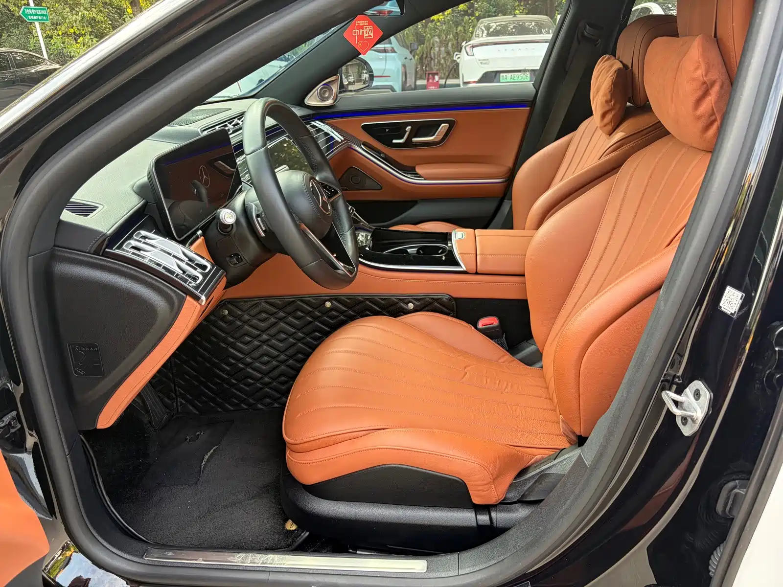 صورة 4 - Mercedes-Benz S-Class