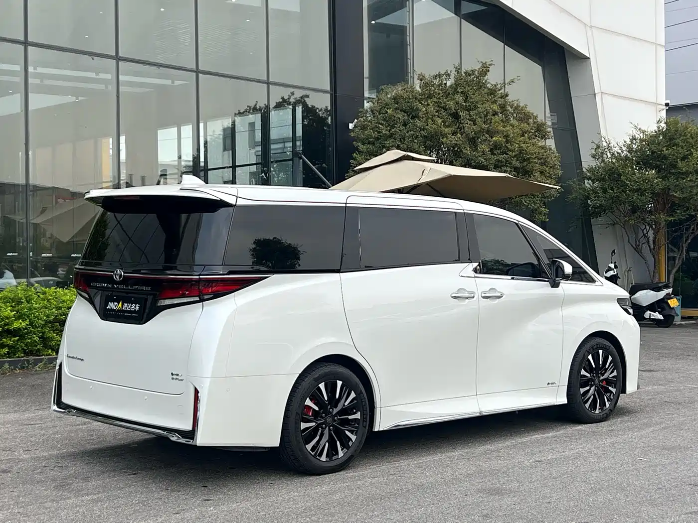Toyota Vellfire 2024 2024 Crown Hybrid 2.5L Executive Premium Edition