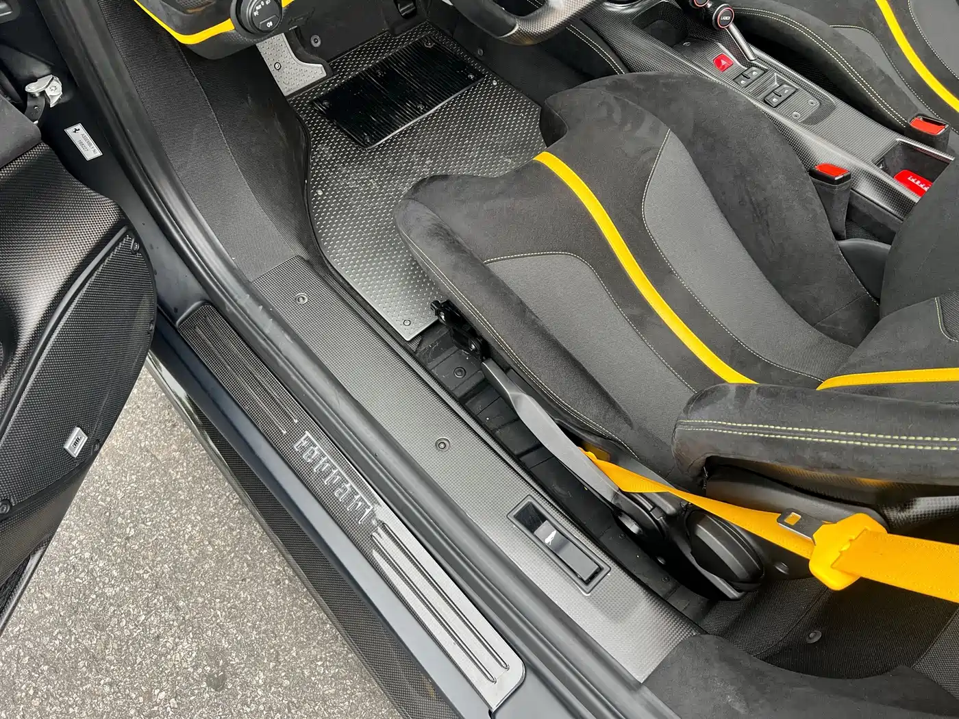 Ferrari 488 2020 2019 488 Pista Spider