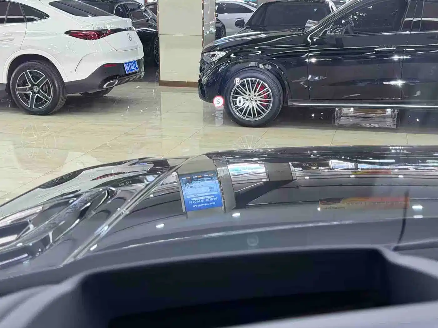 Land Rover Range Rover Sport 2022 3.0 L6 Gloss Black Edition фото 13