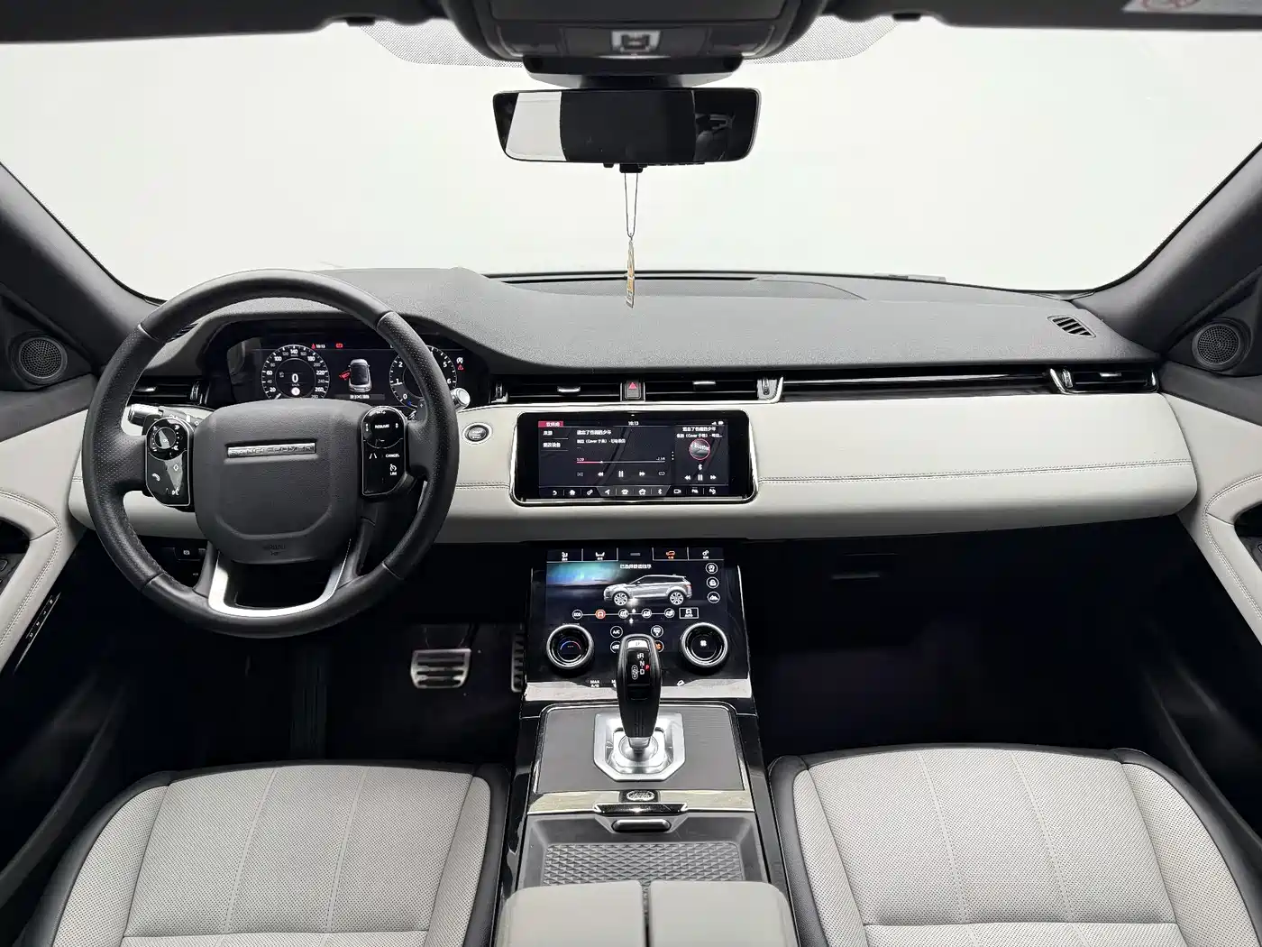 Land Rover Range Rover Evoque 2020 249PS R-DYNAMIC SE Sport Tech Edition фото 8