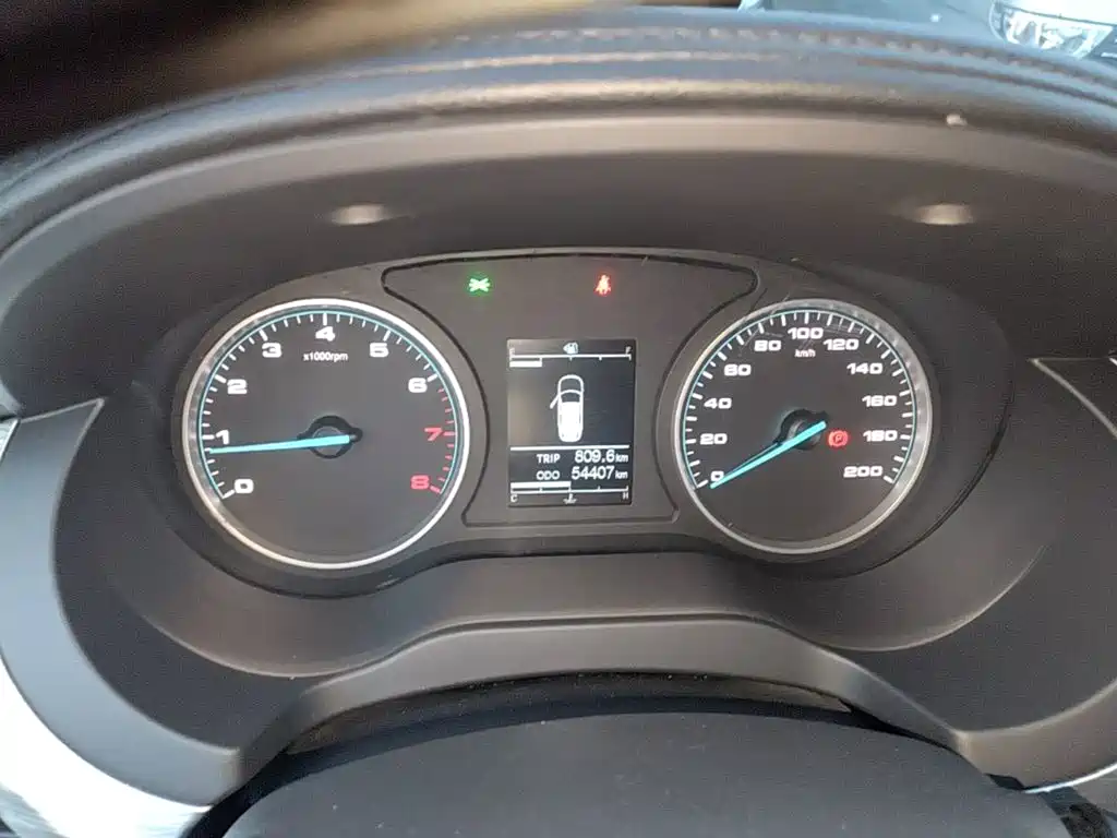 JAC Refine M3 2025 2025 PLUS 1.8L Manual Comfort 9-seater
