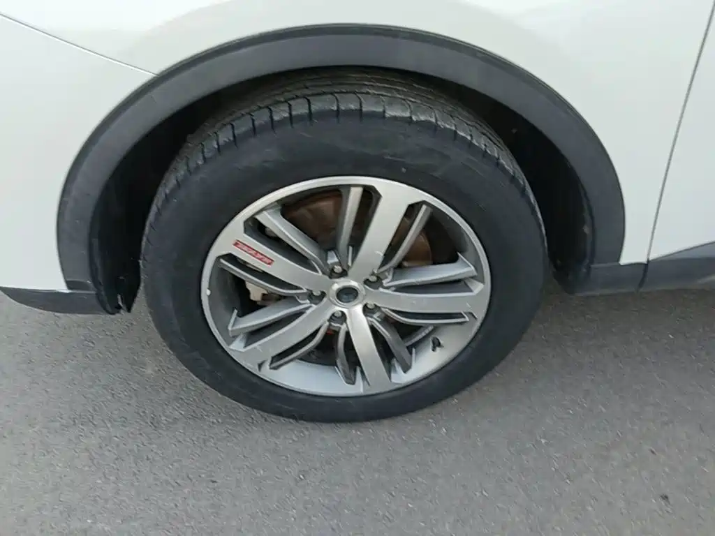 Photo 23 - Haval H6