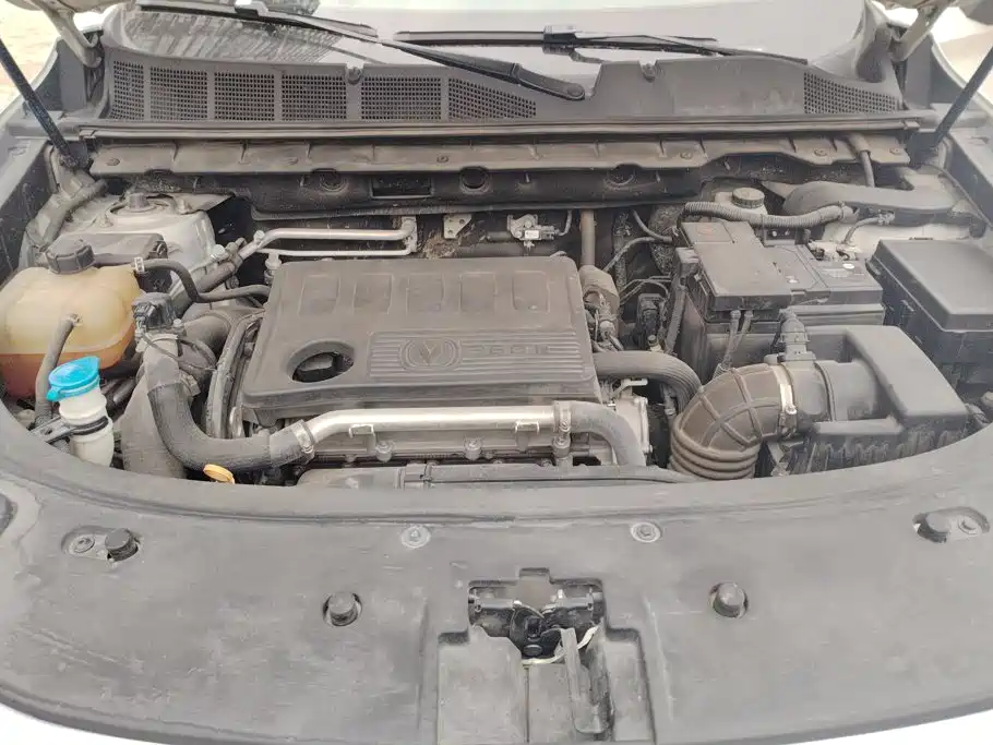Changan CS85 2019 2019 2.0T Automatic Premium Edition China V