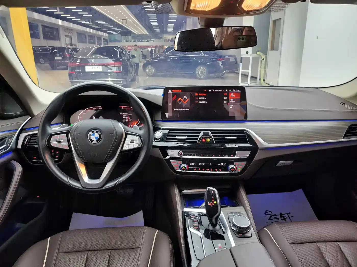 BMW 5 Series 2022 Model Second Facelift 530Li Leading Luxury Package фото 5