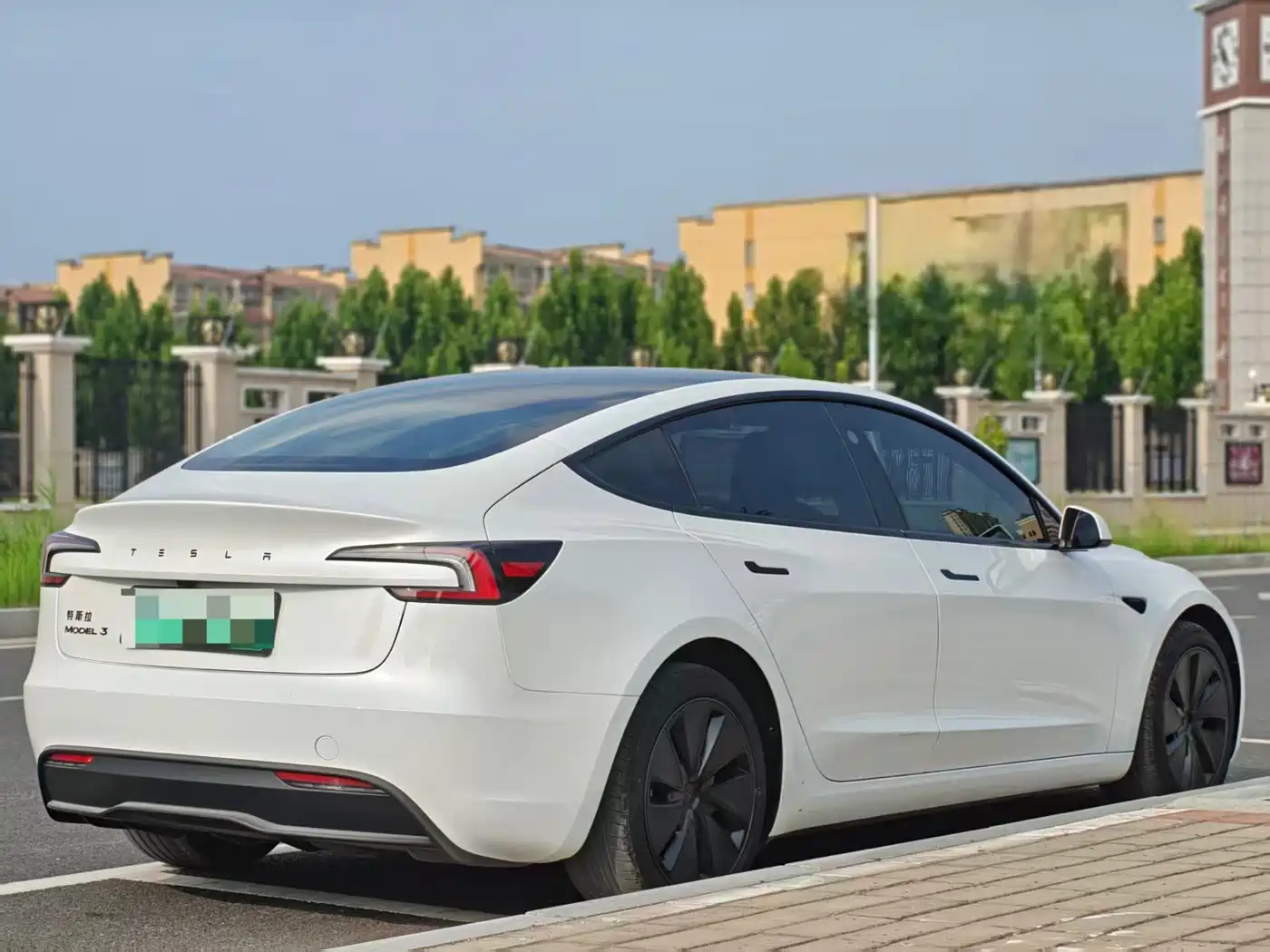 Tesla Model 3 2026 2025 Model Long Range Rear-Wheel Drive