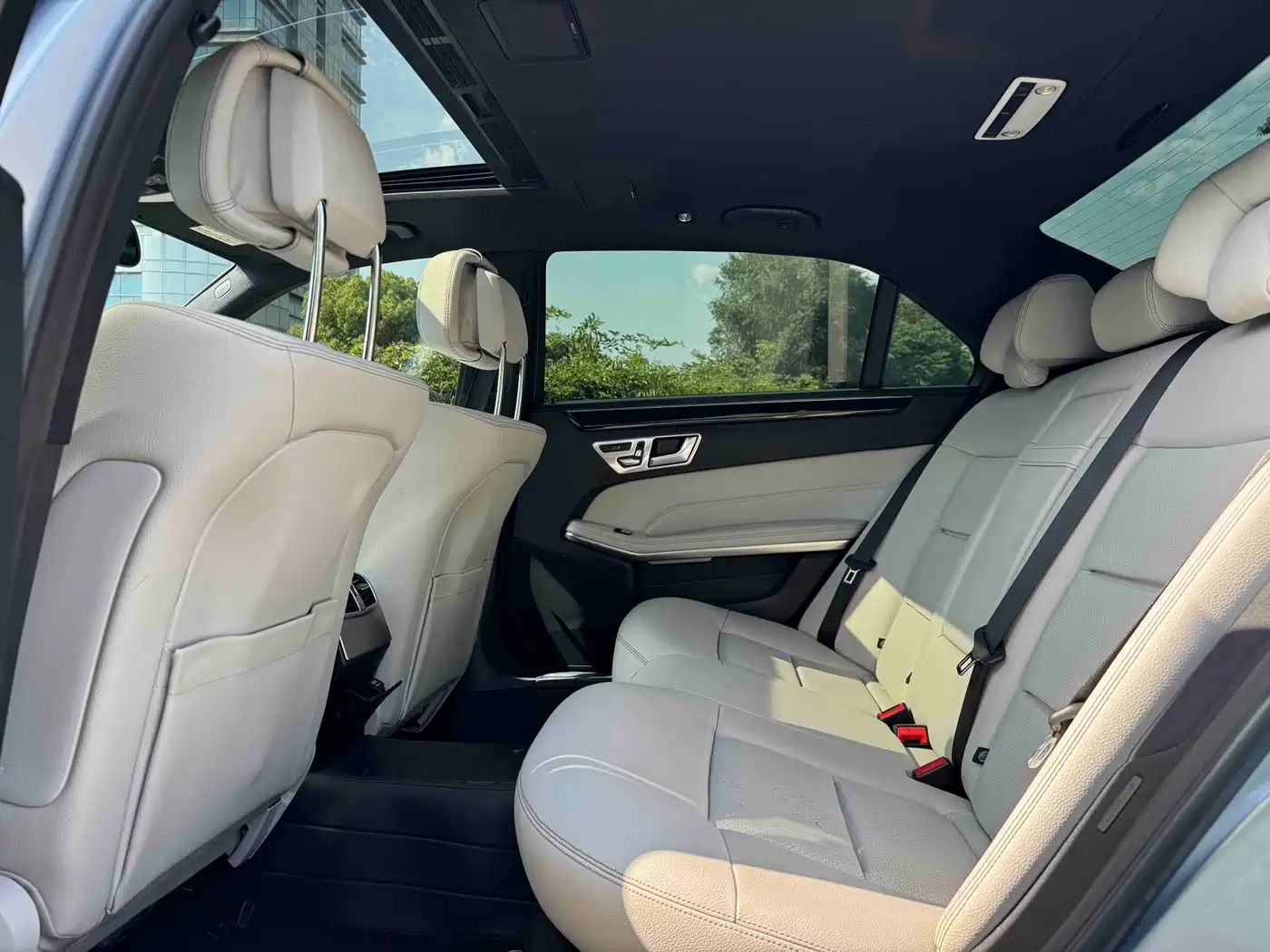 Mercedes-Benz E-Class 2014 Facelift E 260 L Sport фото 6