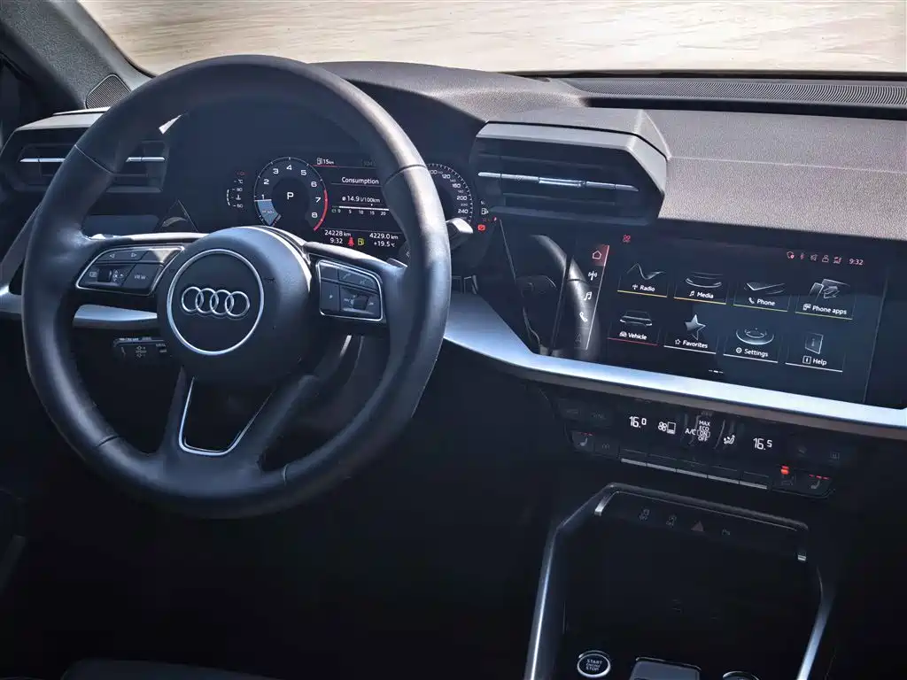 Audi A3 2021 Sportback 35 TFSI Fashion Sport фото 11