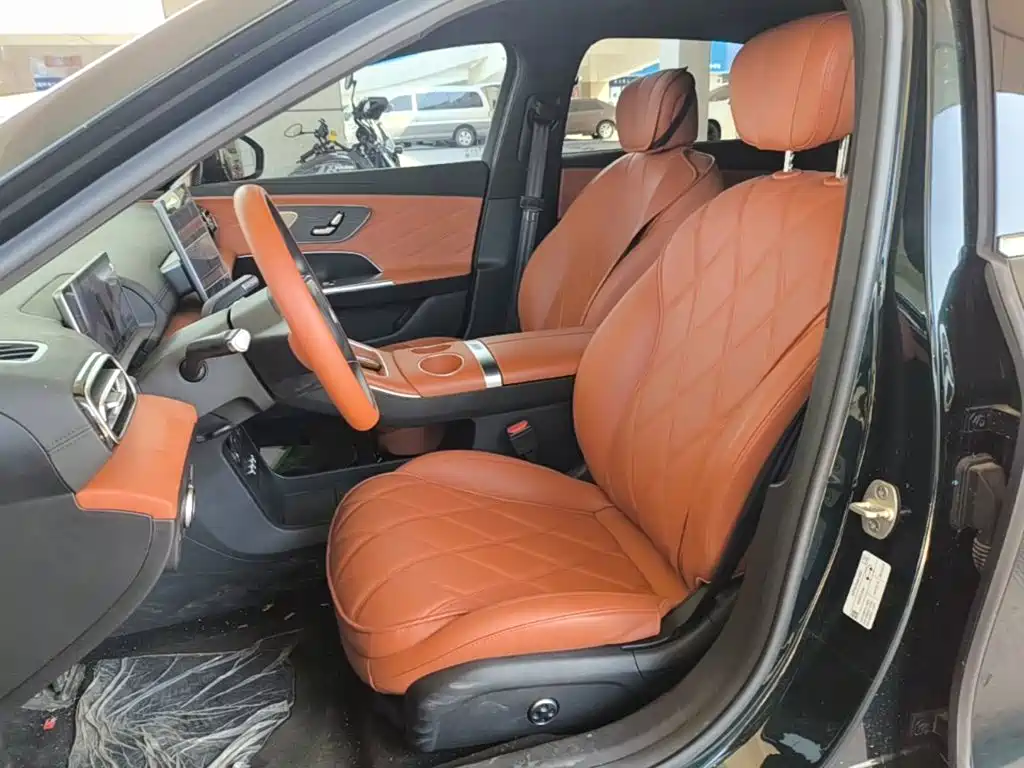 Chery Fengyun Fengyun A9L 2025 2025 Model 260 Extended Range Premium Edition