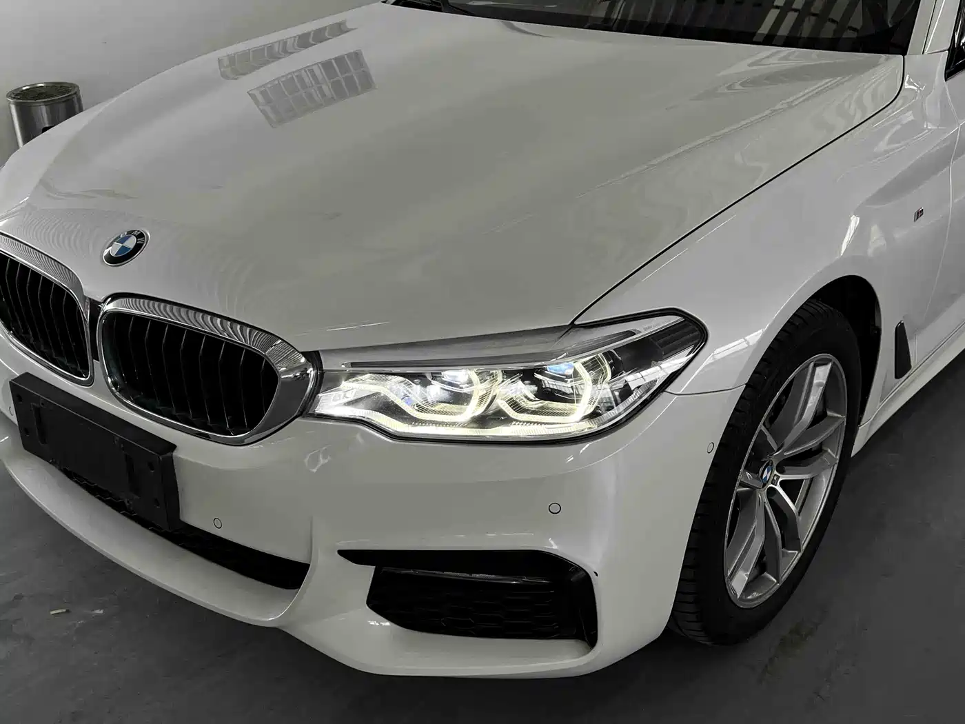 BMW 5 Series 2018 525Li M Sport Package фото 21