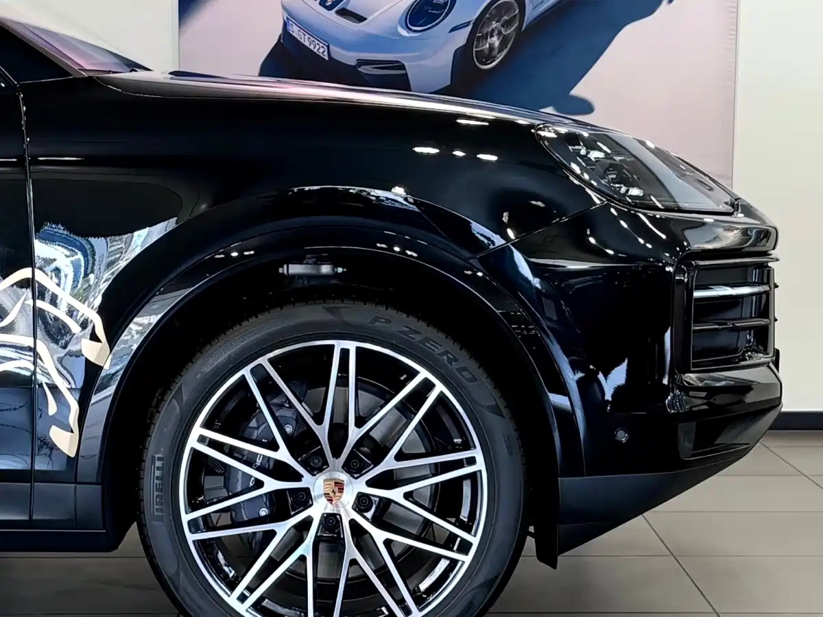 Porsche Cayenne 2025 Cayenne 3.0T Dream Chaser Edition фото 7