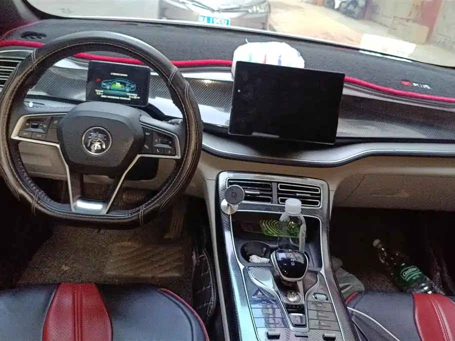 BYD Qin PLUS 2021 DM-i 55KM Flagship фото 12