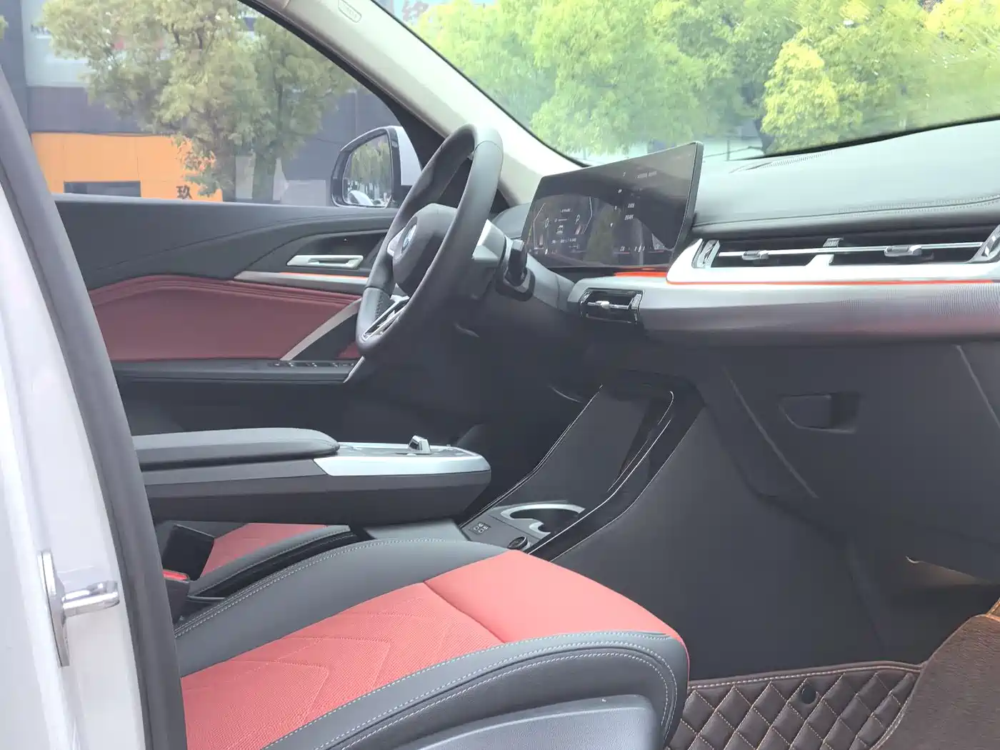BMW X1 2024 sDrive25Li X Design Package фото 10