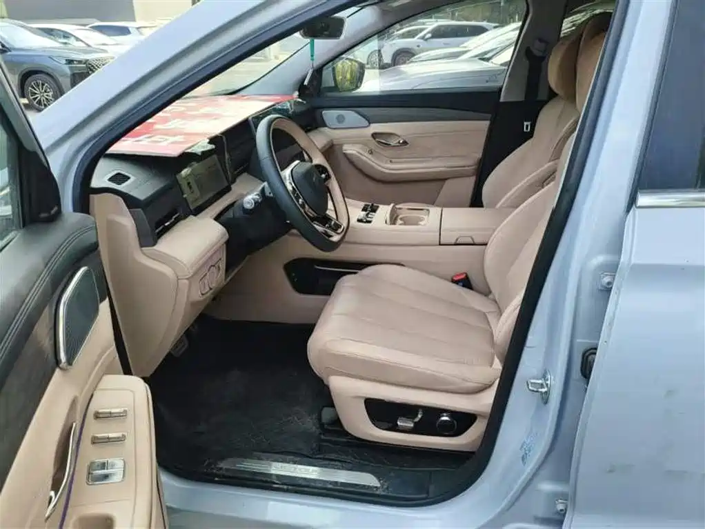 Jetour Shanhai L9 2025 2025 Model 1.5TD 2DHT Flagship 6-Seater