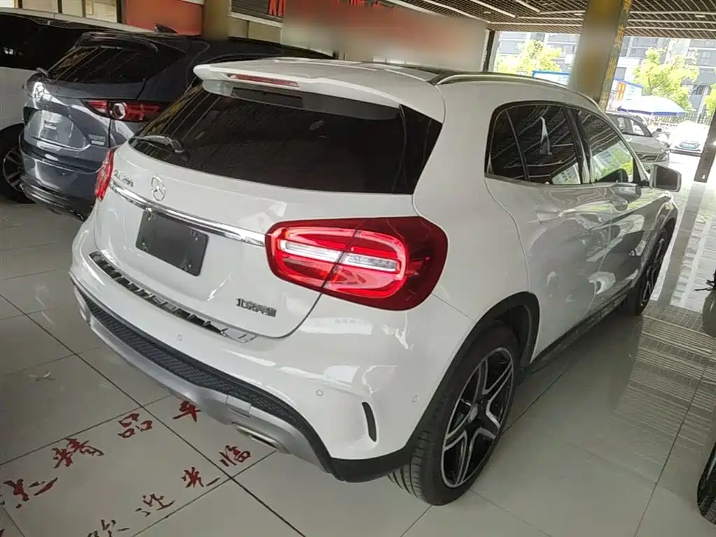 Mercedes-Benz GLA 2016 GLA 200 Fashion фото 7