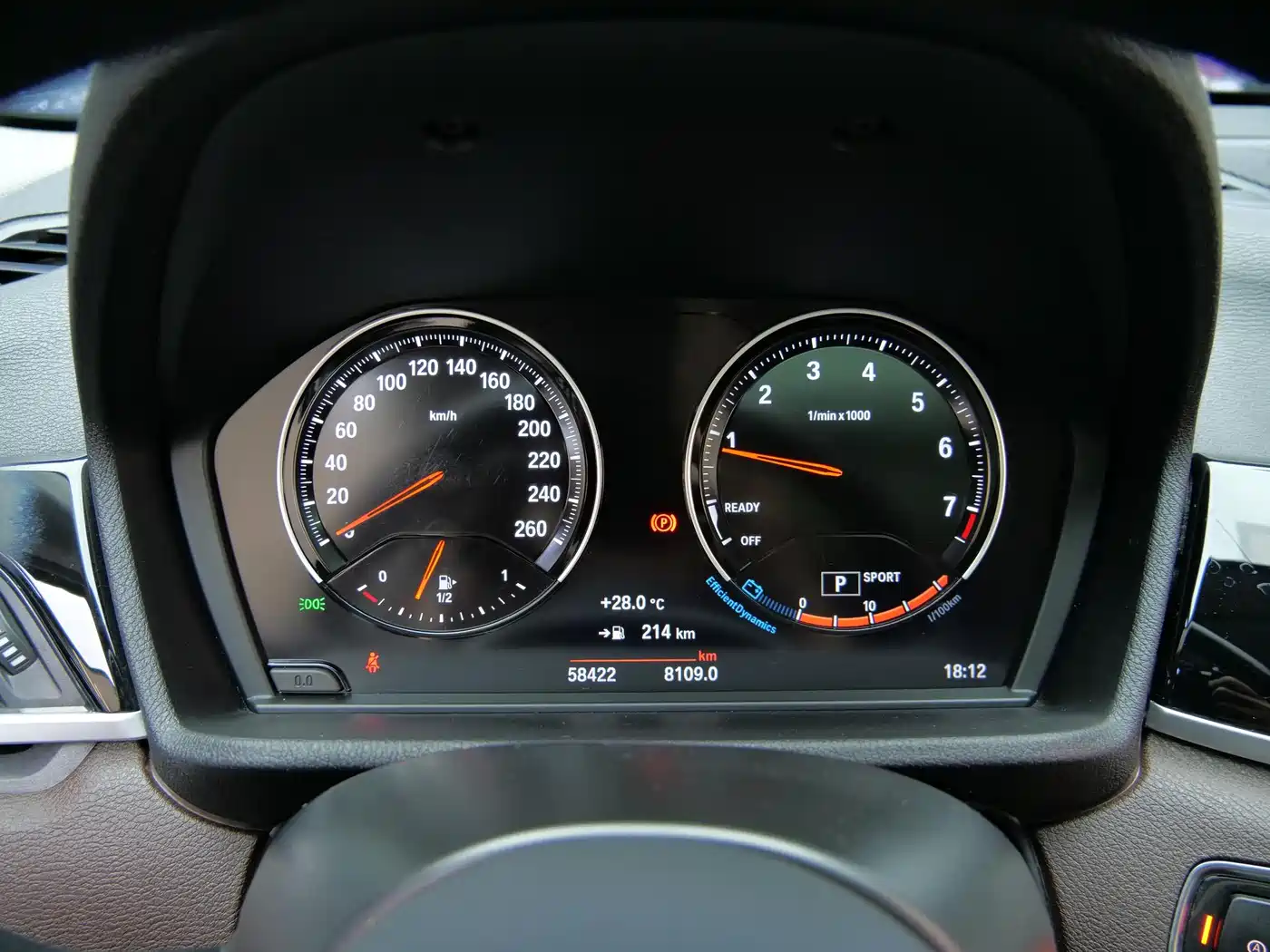 BMW X1 2021 sDrive25Li Leading фото 9