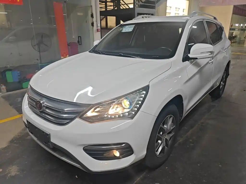 صورة 2 - BYD Song