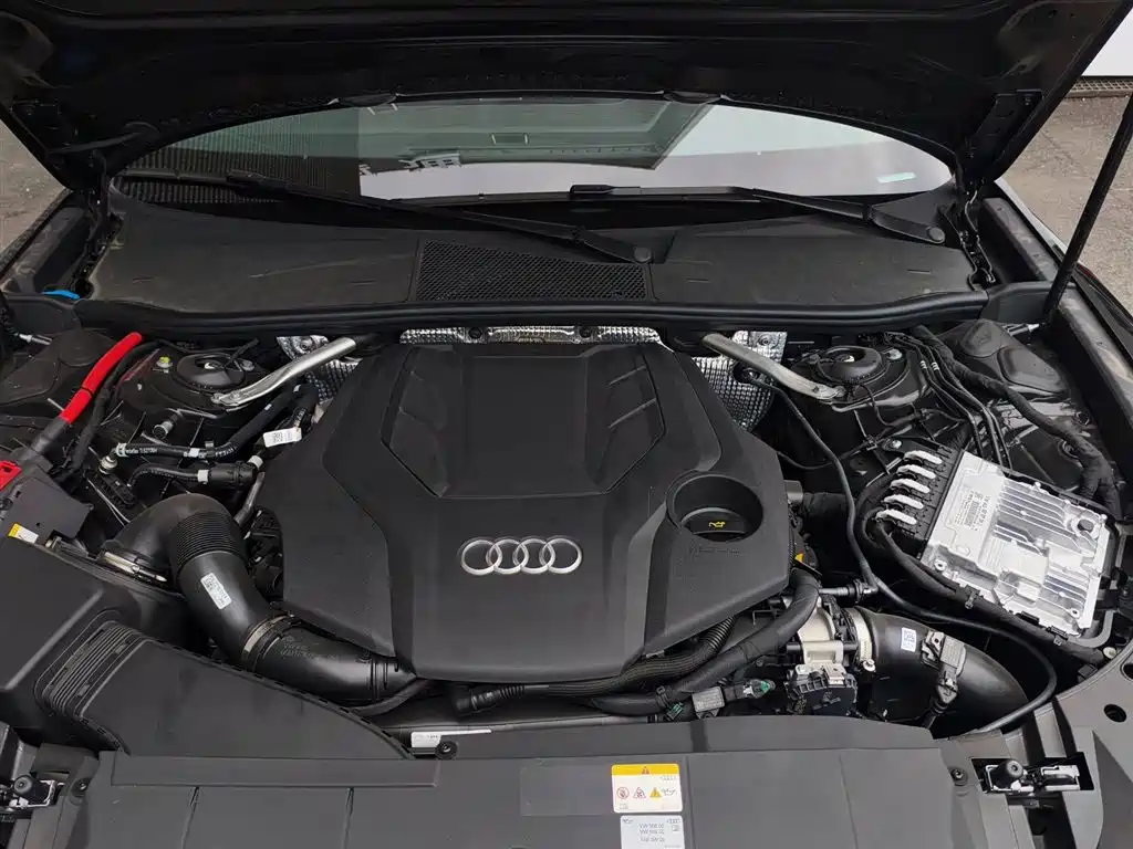 Audi A6 (Import) 2025 allroad quattro Explorer 55 TFSI Premium Off-Road фото 20