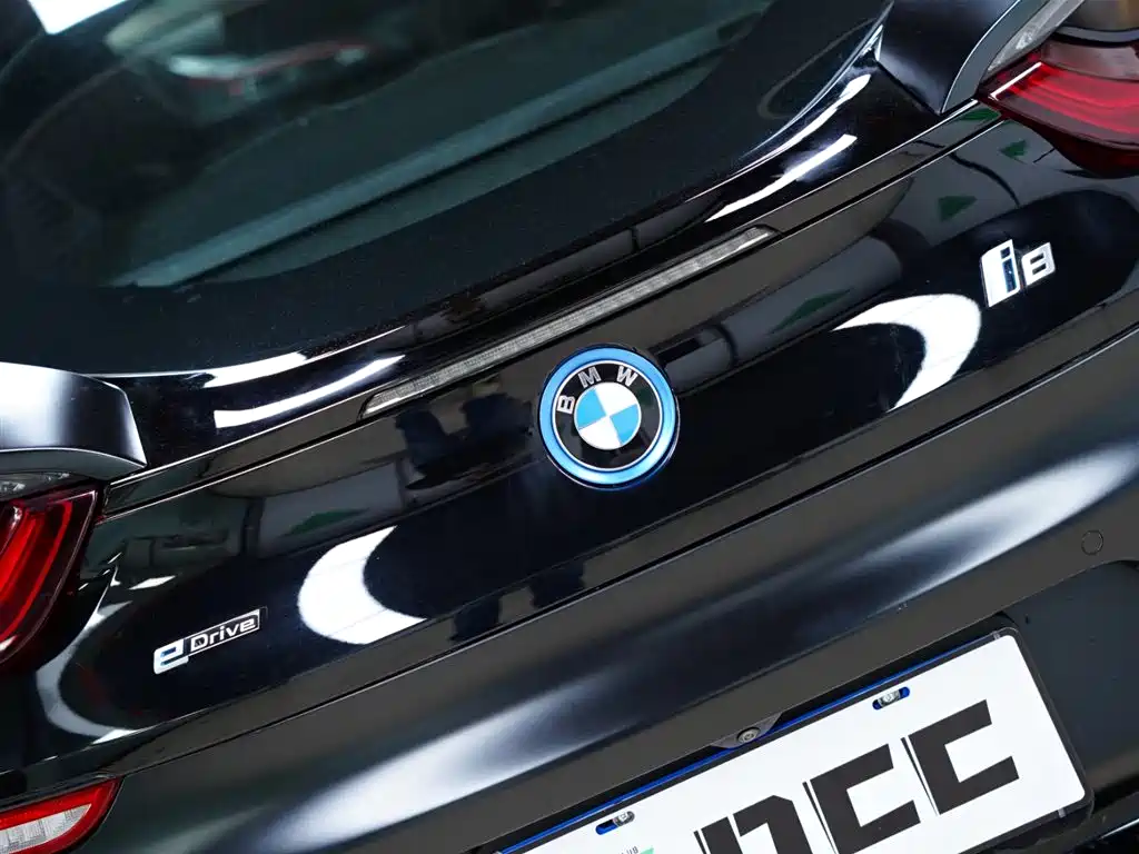 BMW i8 2017 2014 Standard