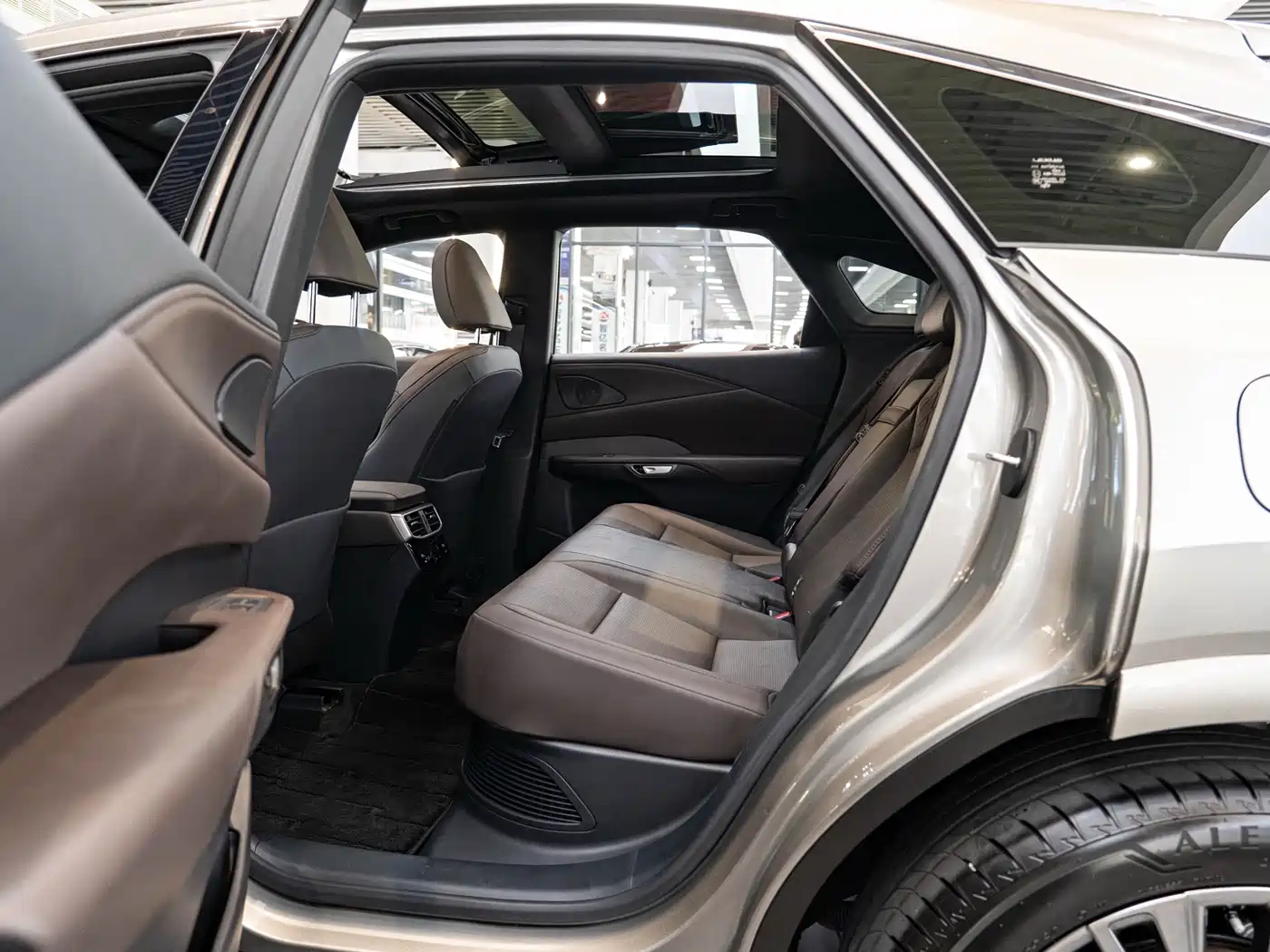 Lexus RX 2025 2025 350h 4WD Premium Edition