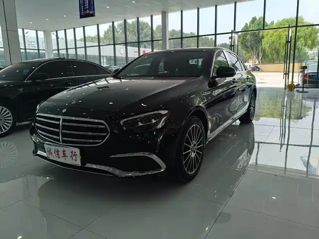 Mercedes-Benz E-Class 2021