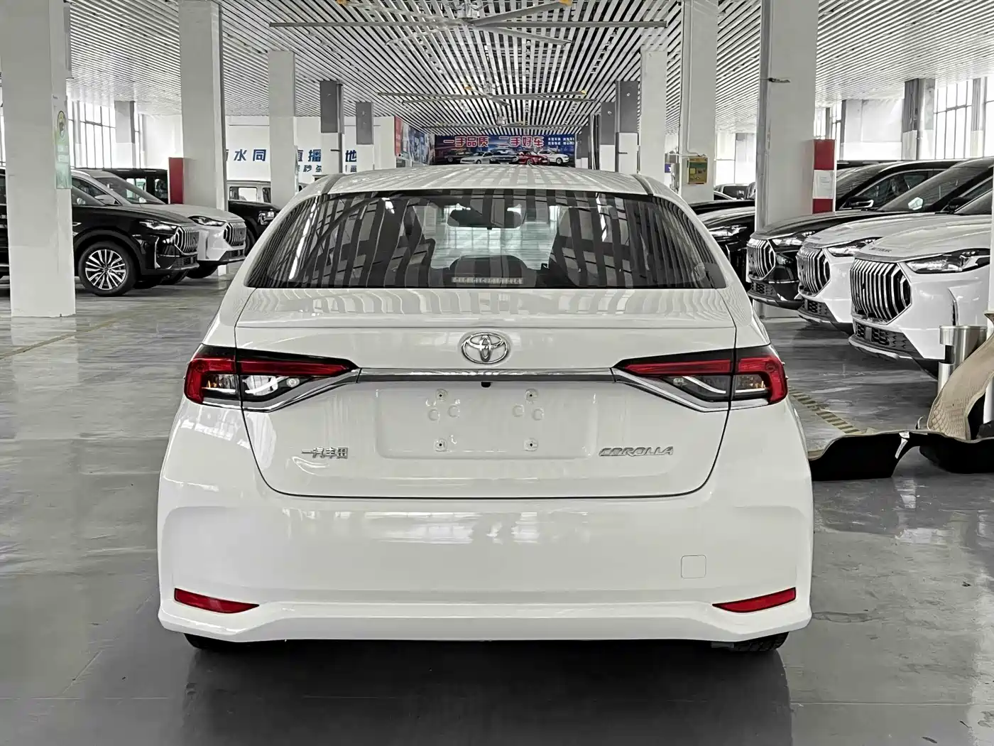 Toyota Corolla 2021 TNGA 1.5L CVT Elite Edition фото 5