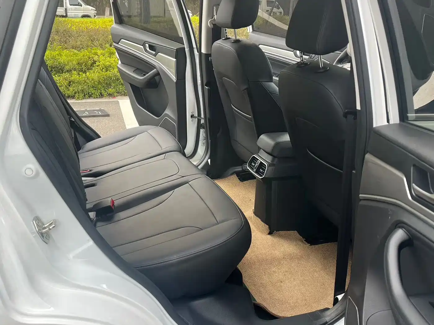 Photo 8 - Haval H6