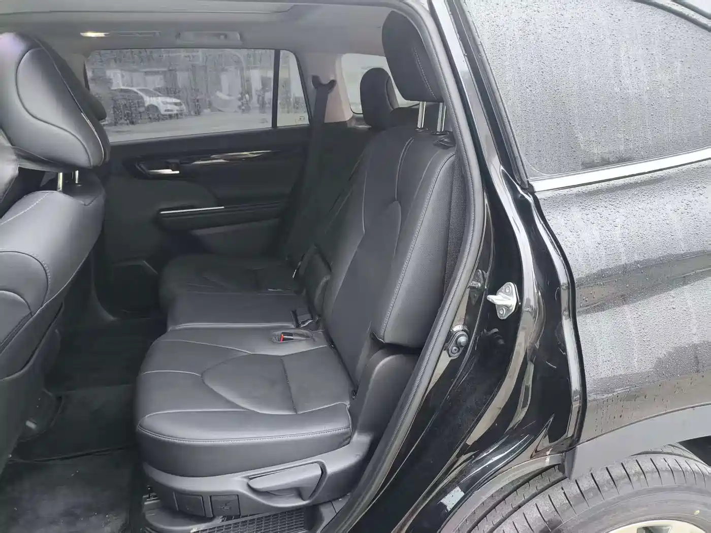 Toyota Highlander 2024 2023 2.5L Smart Hybrid Dual Engine AWD Premium 7-Seater
