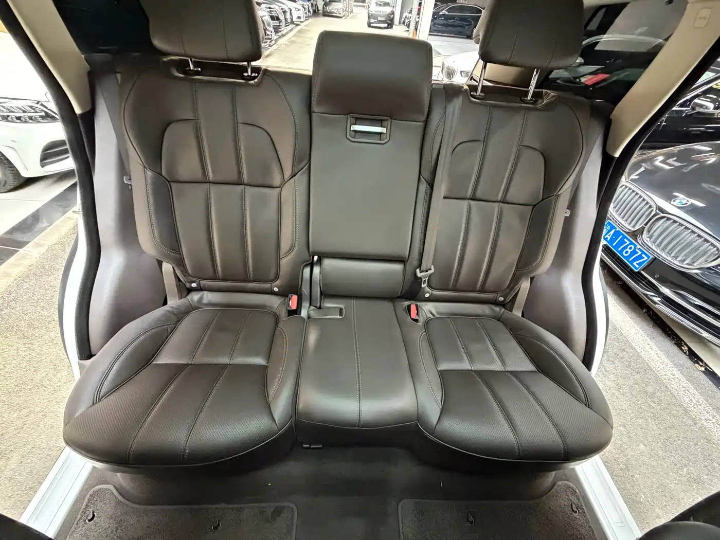 Land Rover Range Rover Sport 2016 Model 3.0 SC V6 HSE фото 31