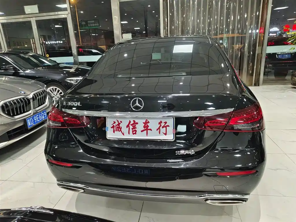 Mercedes-Benz E-Class 2023 E 260 L фото 3