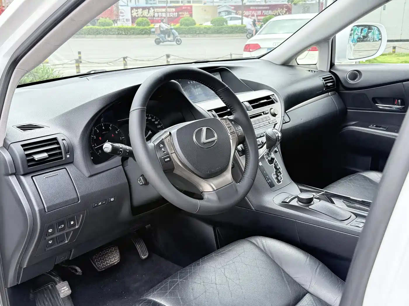 Lexus RX Classic 2012 350 Elegance фото 14