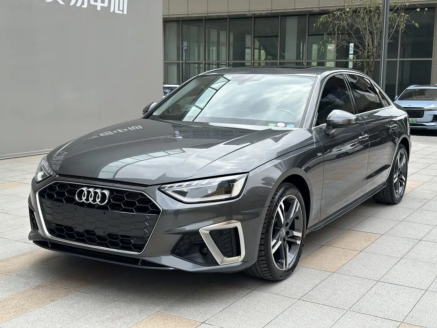 Audi A4L 2020 40 TFSI Luxury Dynamic фото 3
