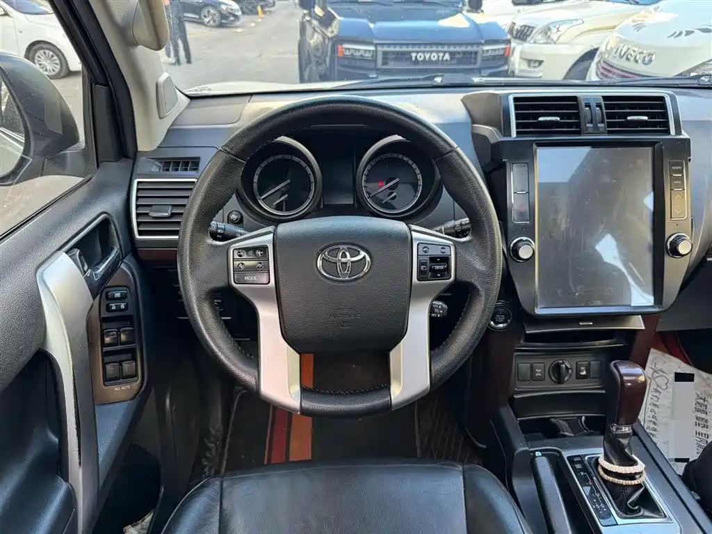 Toyota Prado 2018 3.5L Auto TX-L фото 6