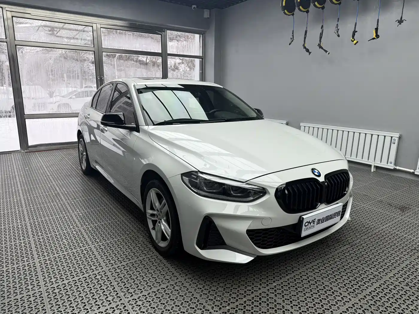 BMW 1 Series 2021 120i M Sport Shadow Edition фото 3