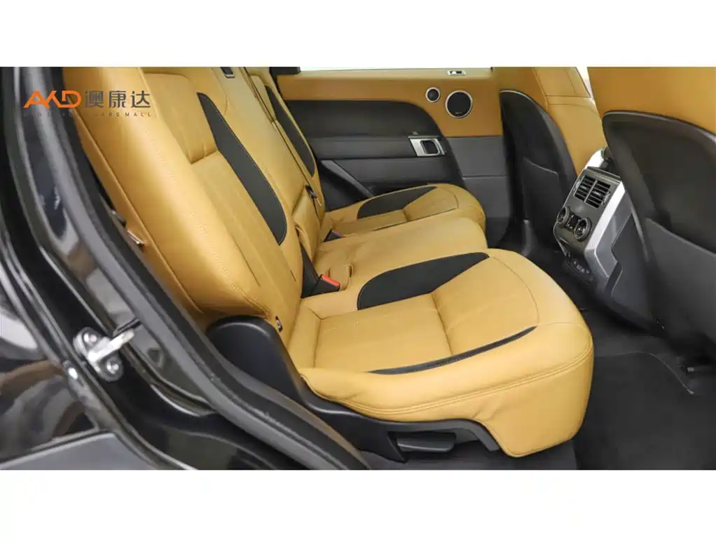 Land Rover Range Rover Sport 2022 3.0 L6 Gloss Black Edition фото 8