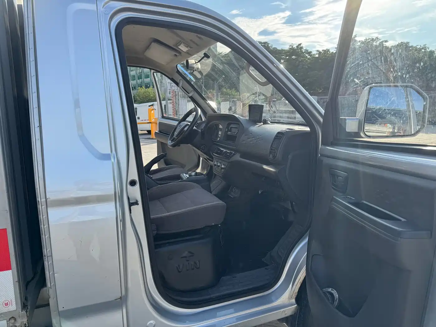 Ruichi New Energy EC71 2023 2023 EC71L Van Pioneer Type I 50.38kWh
