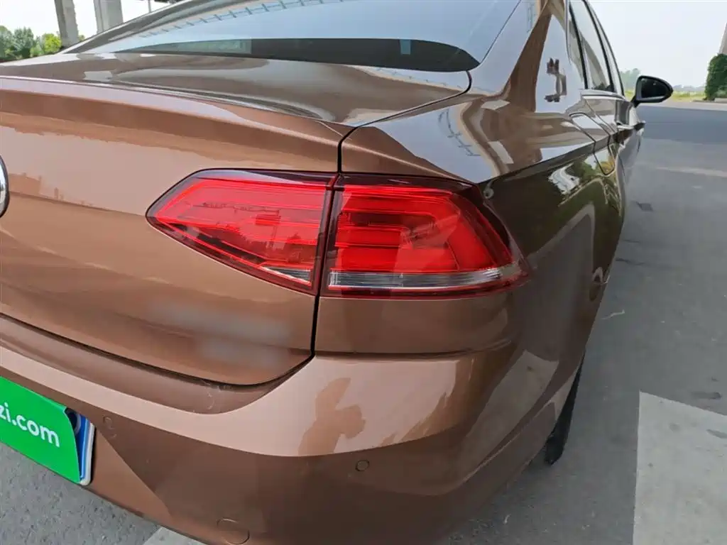 Volkswagen Lamando 2017 230TSI DSG Trend Edition фото 8