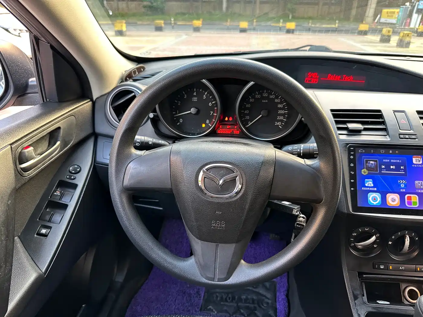 Mazda Mazda3 Axela 2012 2012 Hatchback 1.6L Manual Comfort