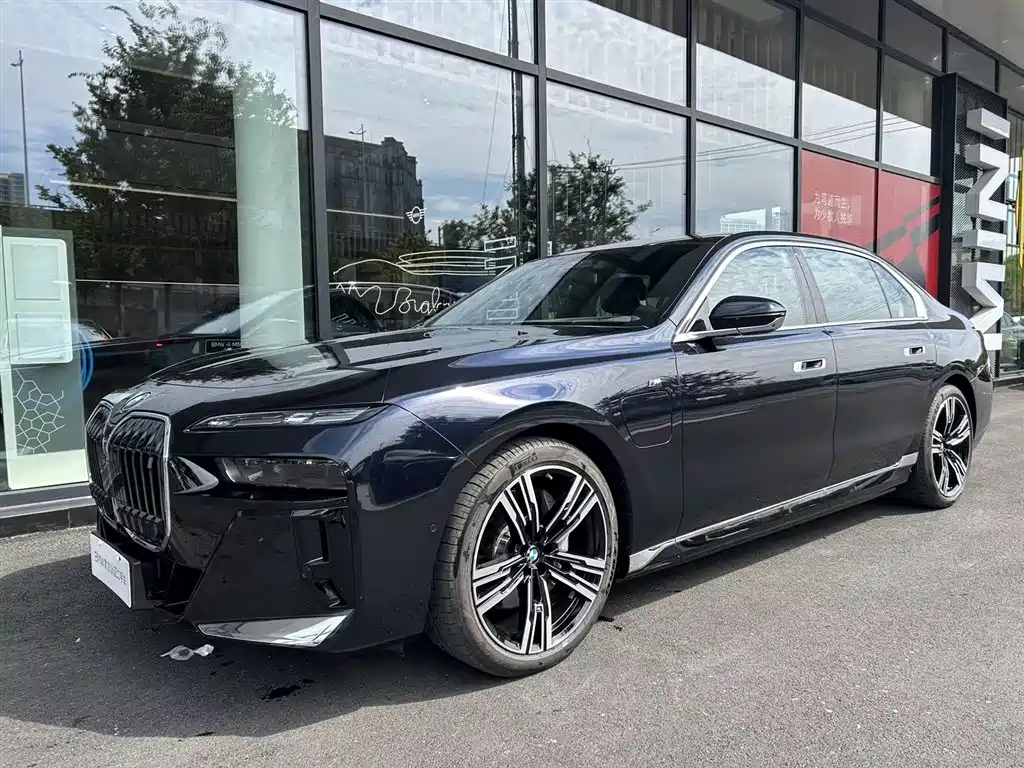 2026 BMW i7