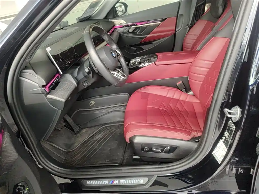 BMW 5 Series 2025 530Li Premium M Sport Package фото 22