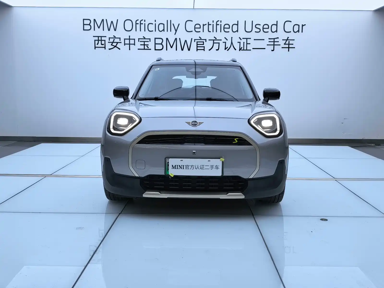 Фото 2 - MINI Aceman