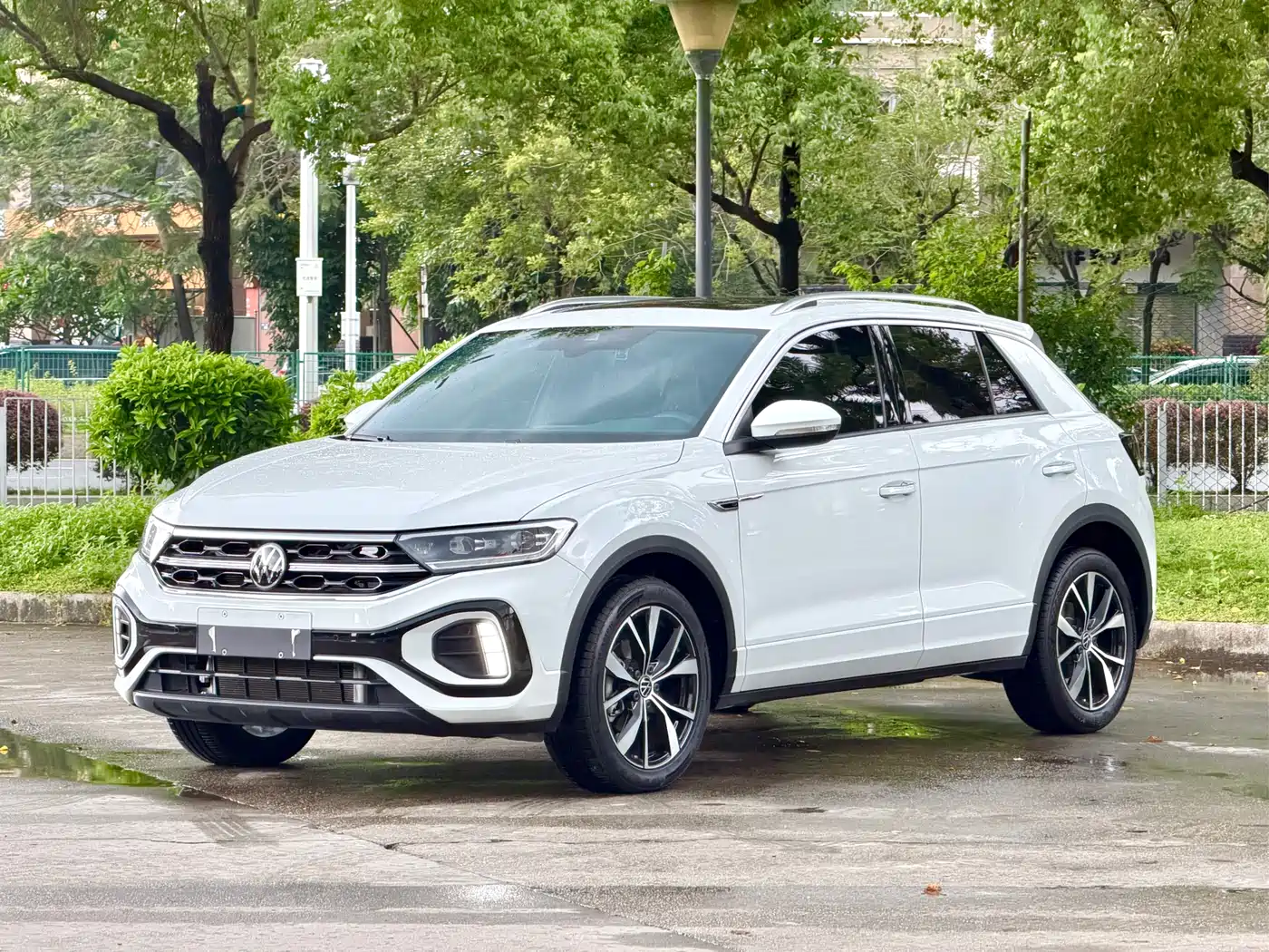 Volkswagen T-ROC 2025 2024 300TSI DSG 2WD Morning Light Edition