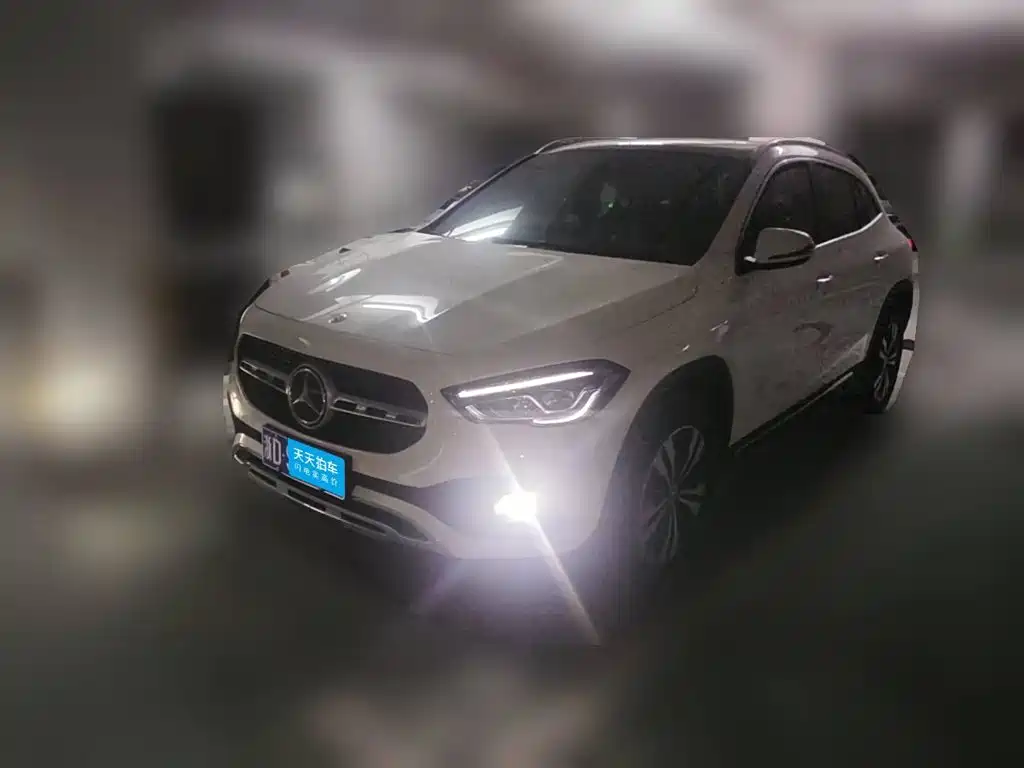 Mercedes-Benz GLA 2023 2023 GLA 220