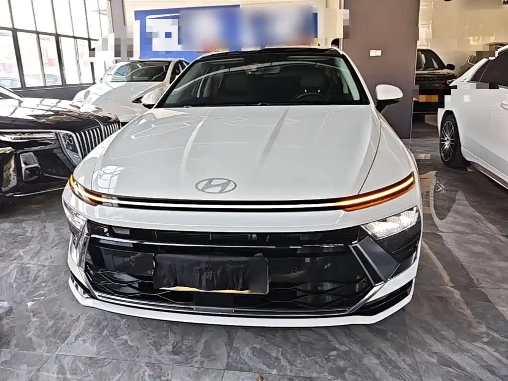 Hyundai Sonata 2024 1.5T Pro фото 3