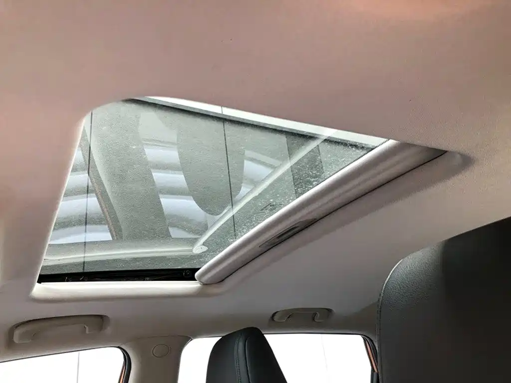 MG Roewe RX5 2016 2016 1.5TGI TST Luxury Edition