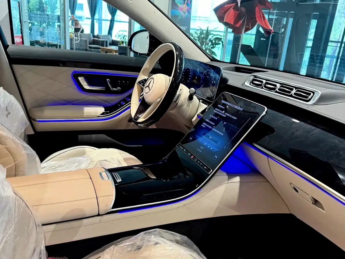 Mercedes-Benz Maybach S-Class 2025 Model S 480 4MATIC фото 7