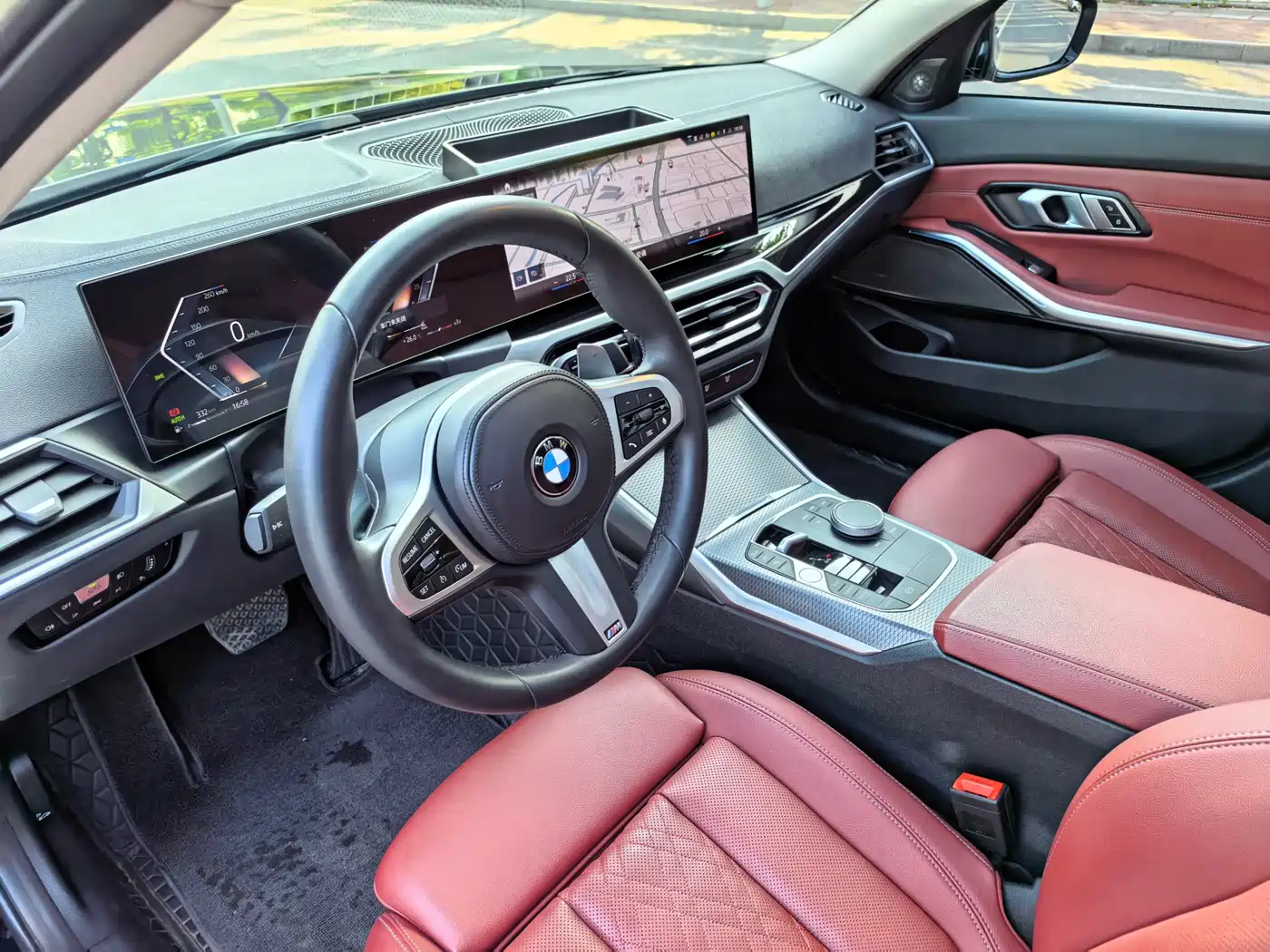 BMW 3 Series 2023 325i M Sport Black Night Package фото 7